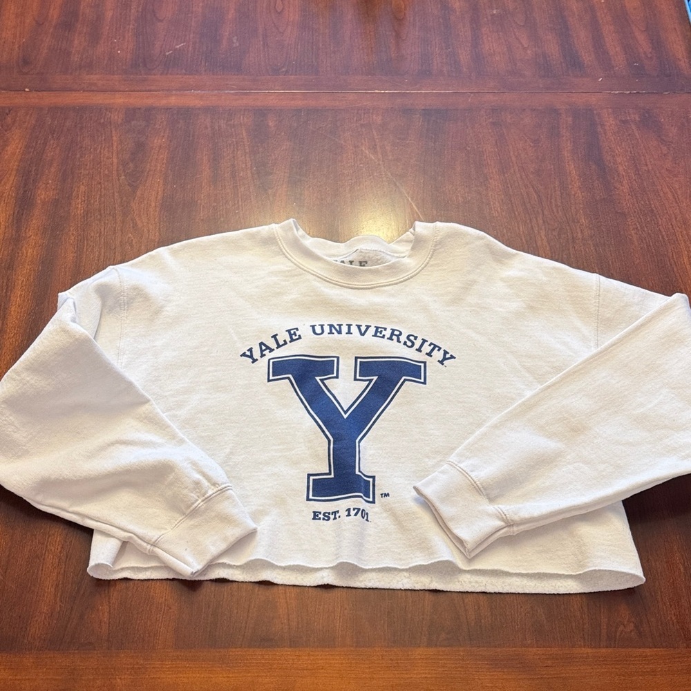 Yale University White Raw Hem Cropped Sweatshirt